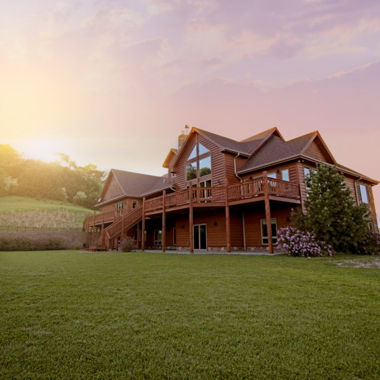From Distressed to Dream Home – A Recent Flip Story